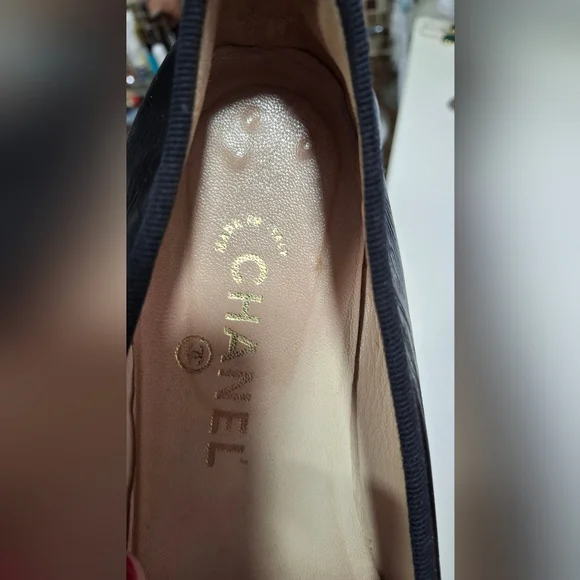 Chanel Black Ballet Flats - Picture 3 of 8